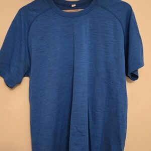 Lululemon Metal Vent Men's Blue T-Shirt